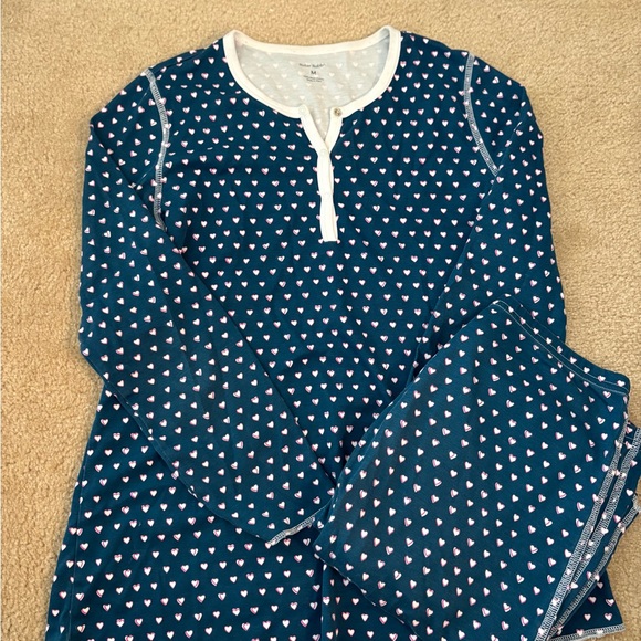 Roller Rabbit Pajamas - Picture 2 of 7